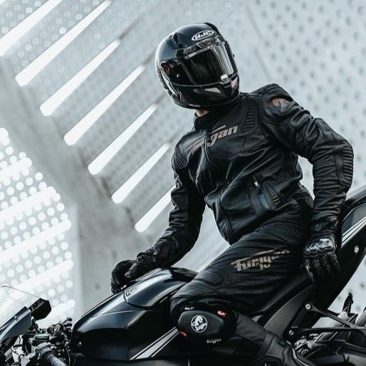 Appreciating-The-Versatility-in-Design-of-HJC-Motorcycle-Helmets - FREE UK Shipping, FREE 365 Day Returns | Moto Central