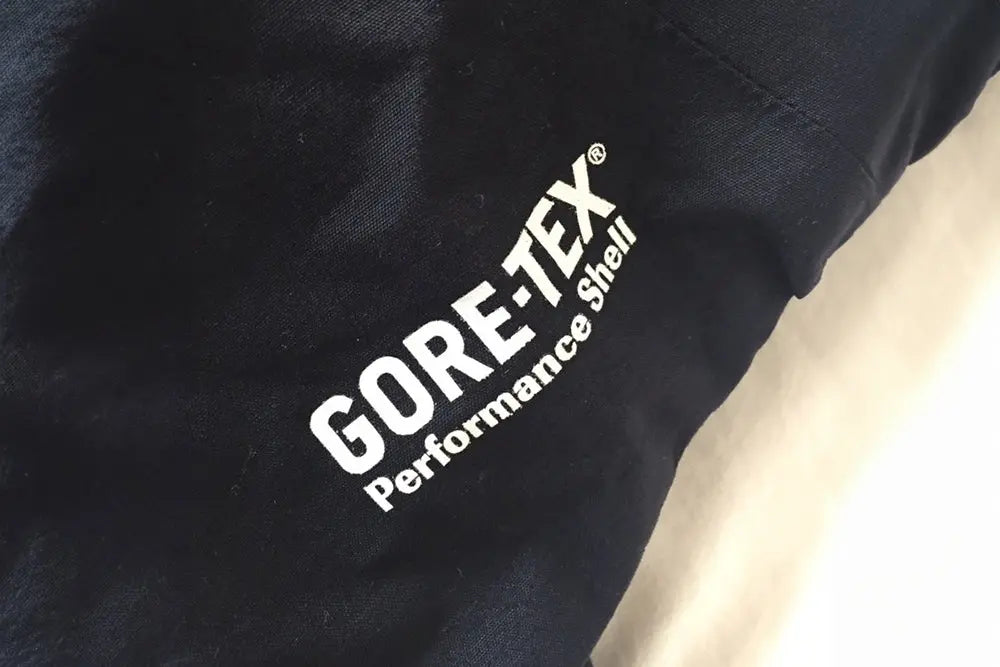 GORE-TEX-Performance-Shell-in-Motorcycle-Gear-Why-Top-Brands-Trust-It - FREE UK Shipping, FREE 365 Day Returns | Moto Central