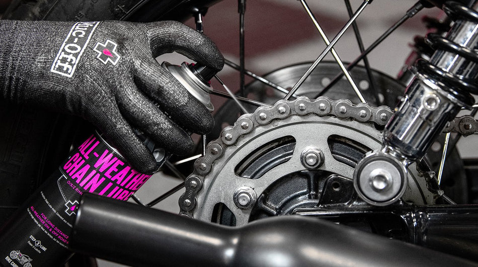 Muc-Off Motorcycle Chain Care Kit  - FREE UK Shipping, FREE 365 Day Returns | Moto Central