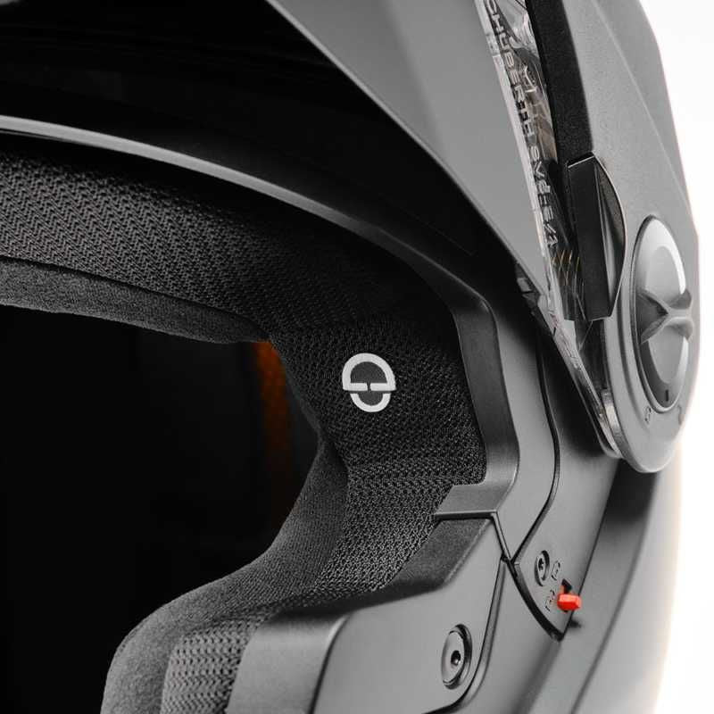 Schuberth E2 Flip-Up Helmet Matt Black