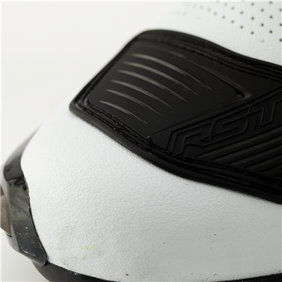 RST Tractech Evo 3 Sport CE Boots White / Black - FREE UK Shipping, FREE 365 Day Returns | Moto Central