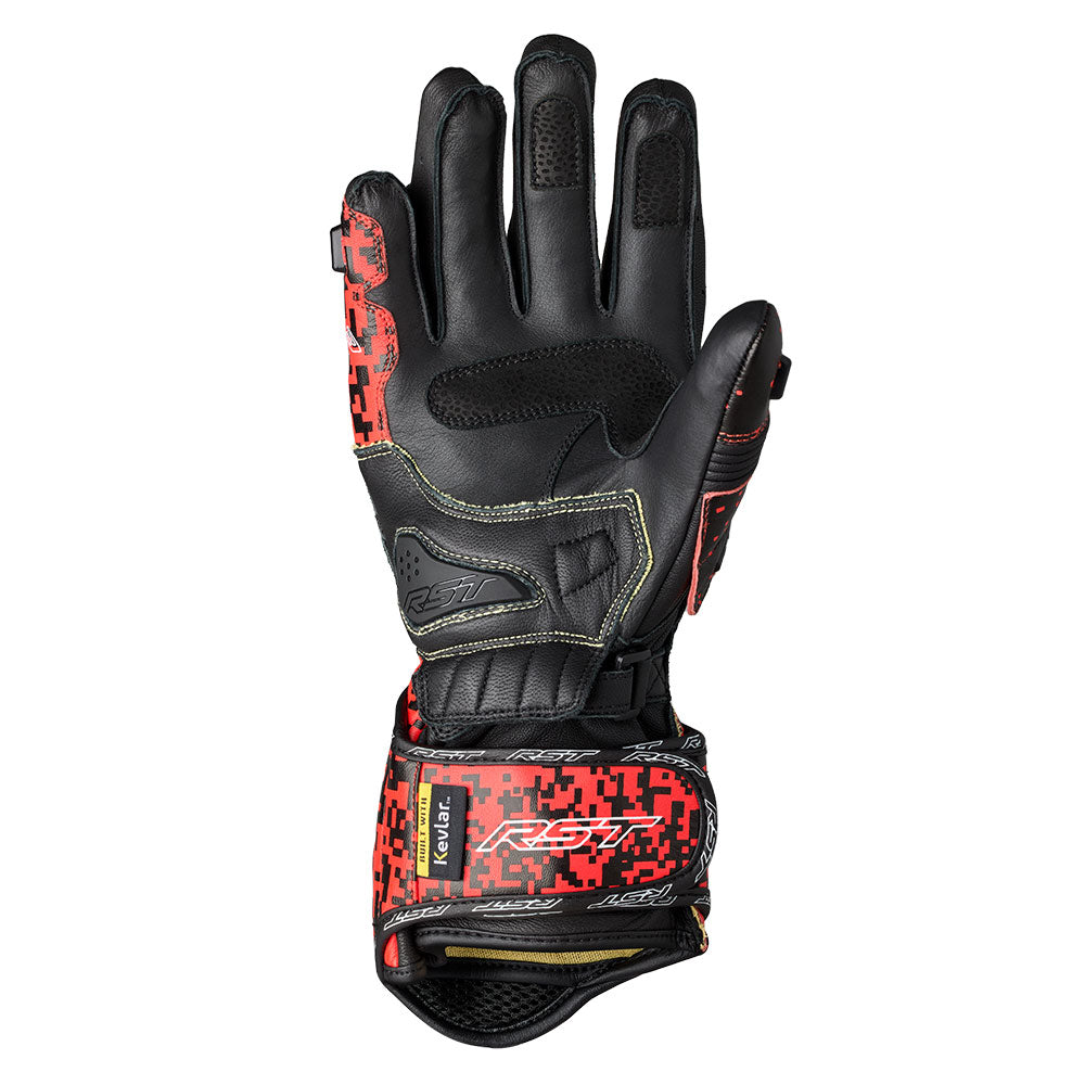 RST Tractech Evo 4 CE Gloves Fluo Red / Black - FREE UK Shipping, FREE 365 Day Returns | Moto Central