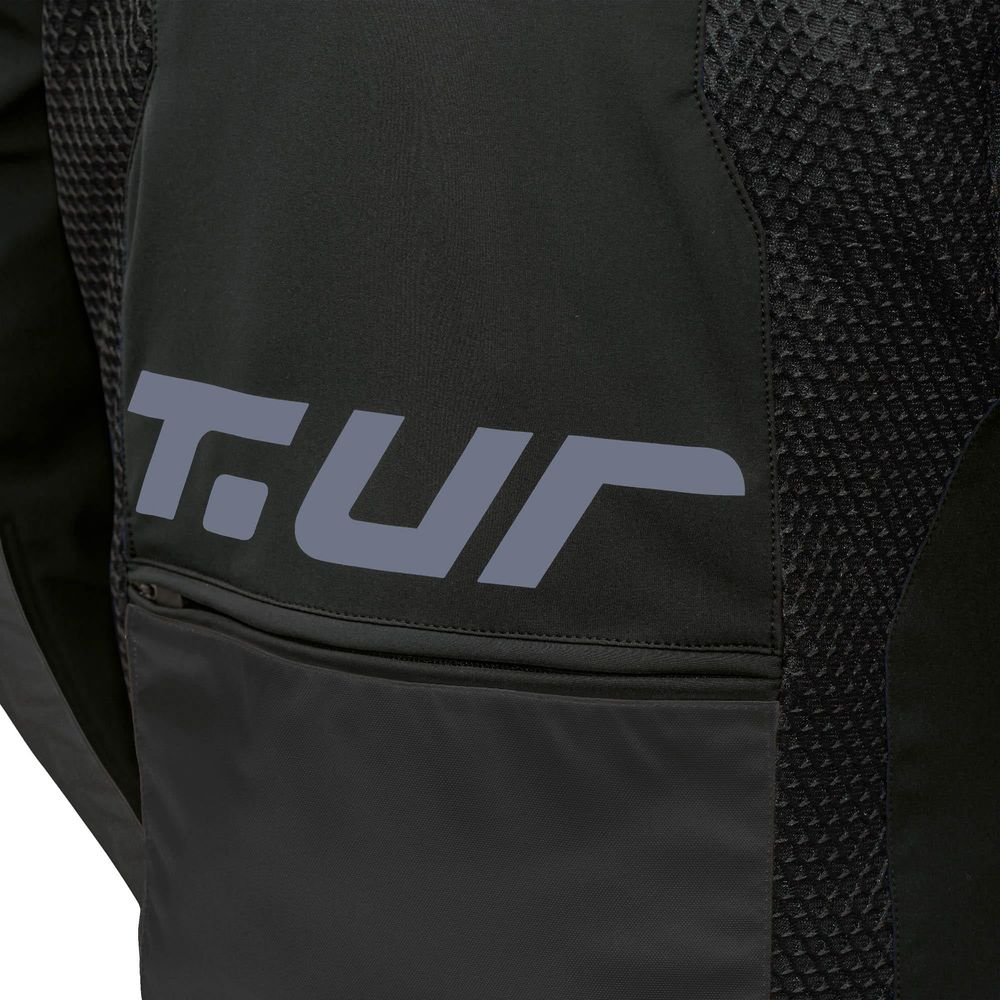 T.UR J-Three Arm Link Jacket Black