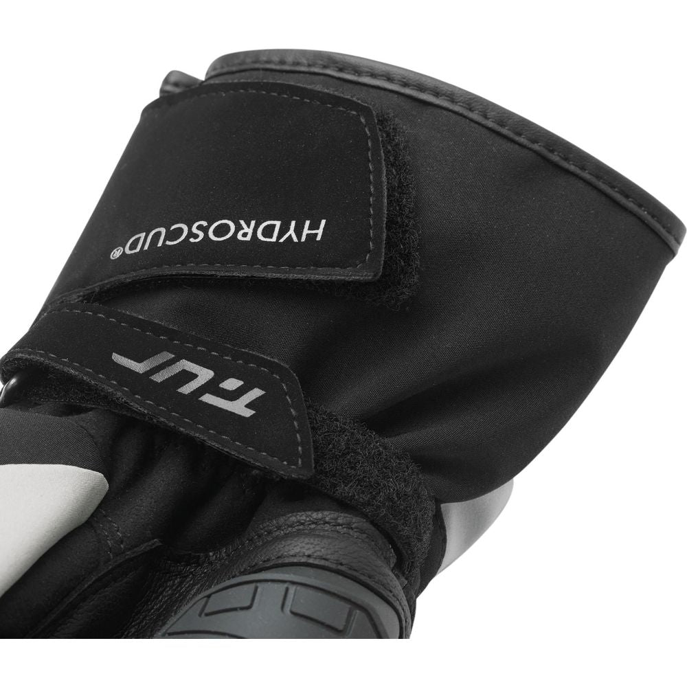 T.UR G-One Pro Hydroscud Gloves Black / Ice