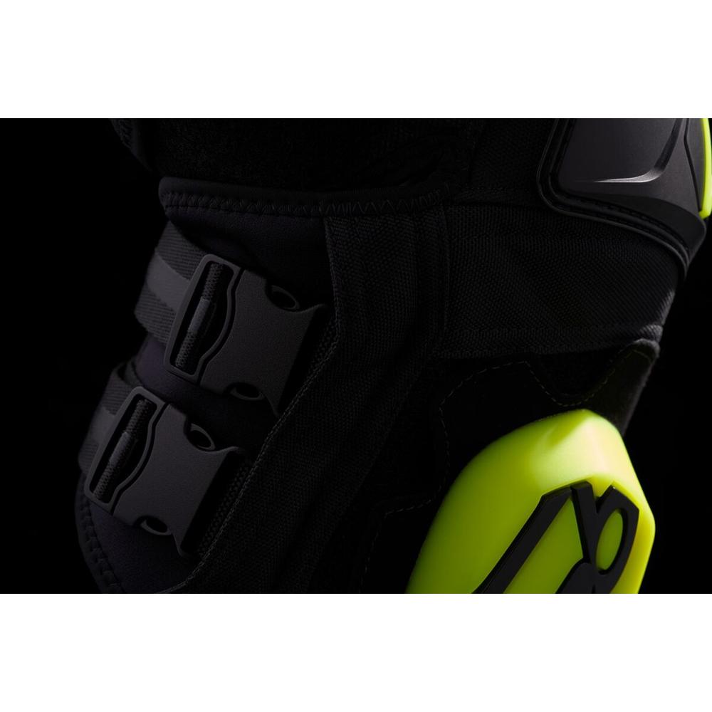 Icon Cloverleaf Knee Pads Black / Hi-Vis Yellow