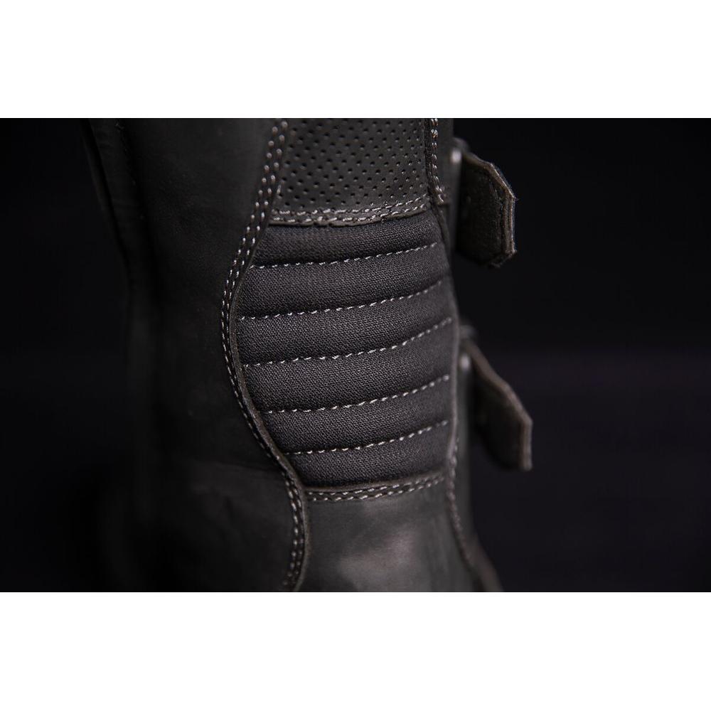 Icon Elsinore 2 CE Boots Black - FREE UK Shipping, FREE 365 Day Returns | Moto Central