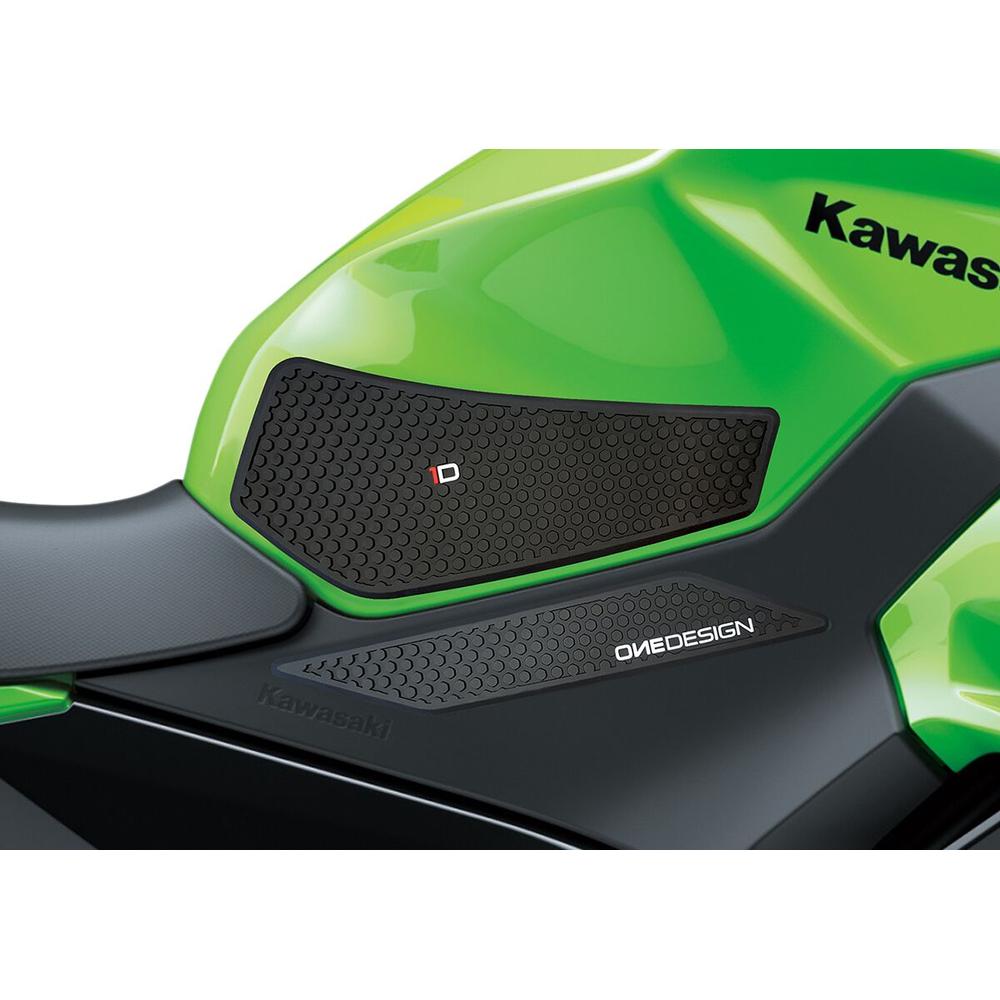 One Design Kawasaki Ninja 400 Tank Grip Black - FREE UK Shipping, FREE 365 Day Returns | Moto Central