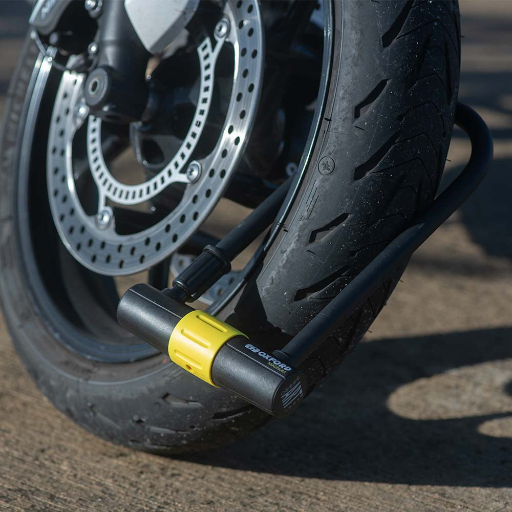 Oxford Magnum U-Lock With Bracket Black / Yellow - 170 x 285mm - FREE UK Shipping, FREE 365 Day Returns | Moto Central