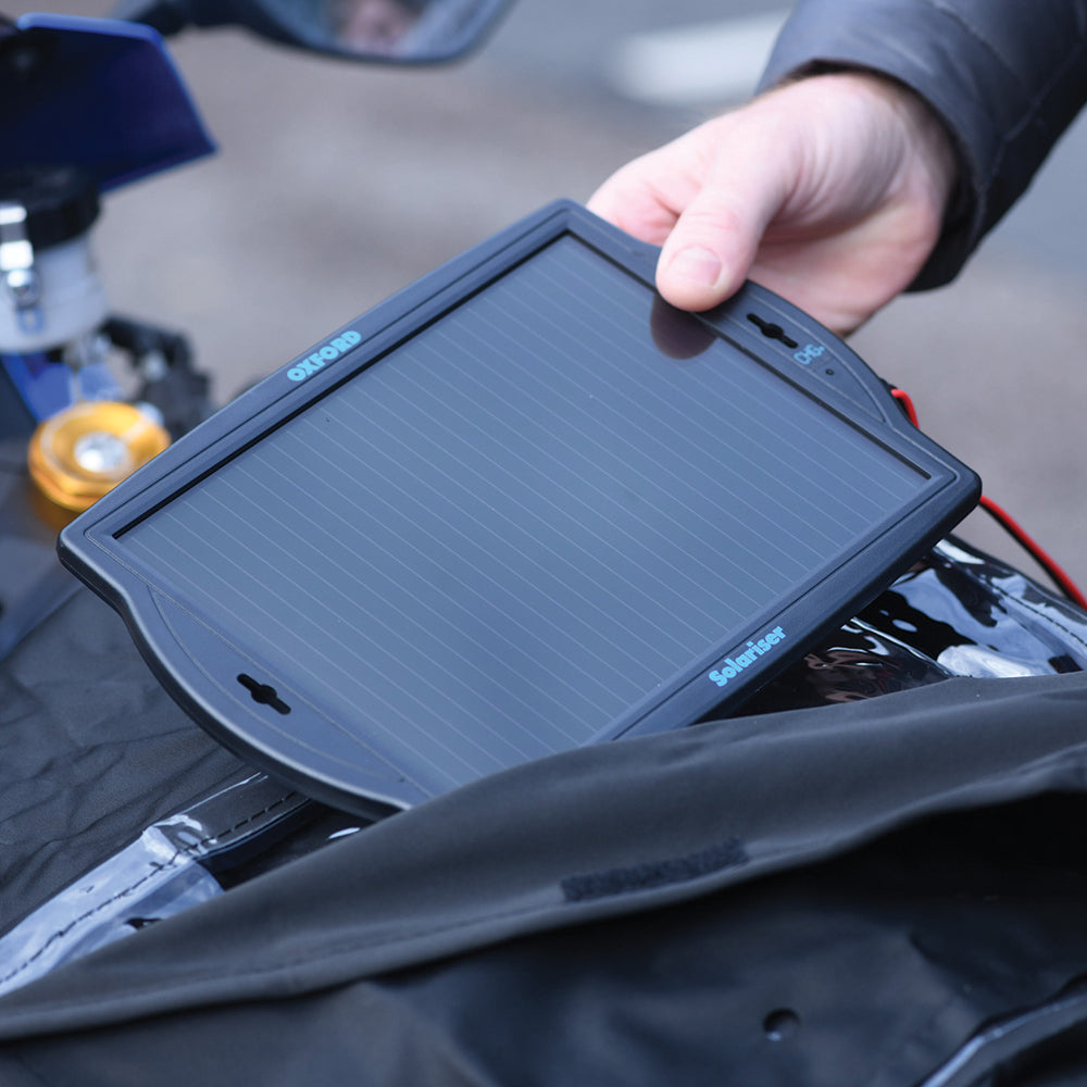 Oxford Solariser Essential Solar Battery Charger - FREE UK Shipping, FREE 365 Day Returns | Moto Central