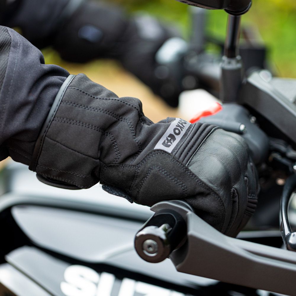 Oxford Calgary 2.0 Leather Gloves Black - FREE UK Shipping, FREE 365 Day Returns | Moto Central