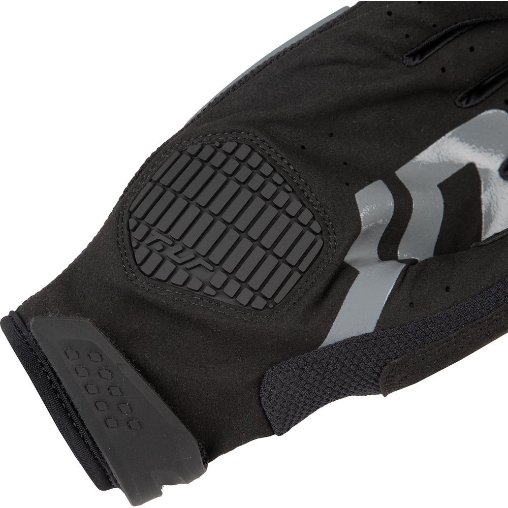 T.UR G-Three Gloves Black - FREE UK Shipping, FREE 365 Day Returns | Moto Central