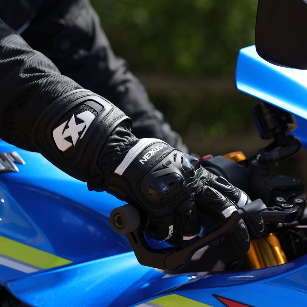 Oxford Nexus Leather Gloves Black / White - FREE UK Shipping, FREE 365 Day Returns | Moto Central