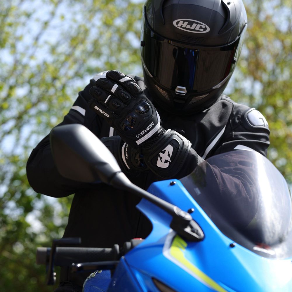 Oxford Nexus Leather Gloves Black / White - FREE UK Shipping, FREE 365 Day Returns | Moto Central