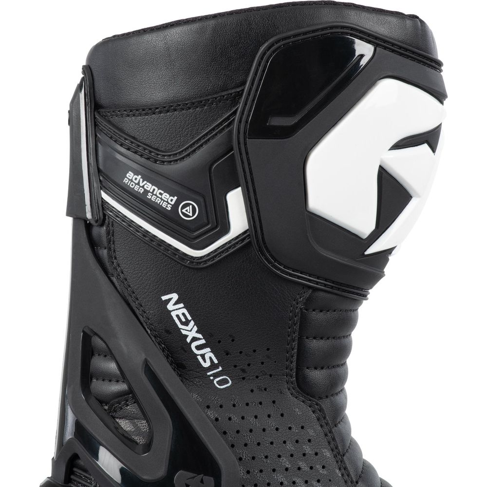 Oxford Nexus 1.0 Air Boots Black / White - FREE UK Shipping, FREE 365 Day Returns | Moto Central