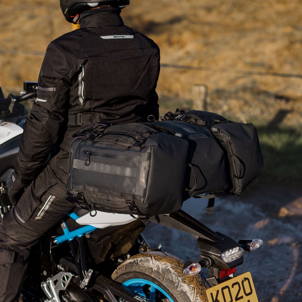 Oxford Atlas T-20 Advanced Tour Pack Black - 20 Liter  - FREE UK Shipping, FREE 365 Day Returns | Moto Central