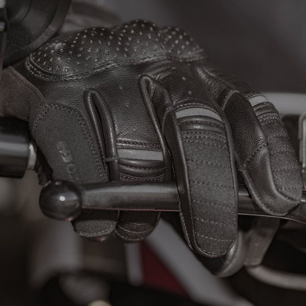 Oxford Hardy Leather / Textile Gloves Black - FREE UK Shipping, FREE 365 Day Returns | Moto Central