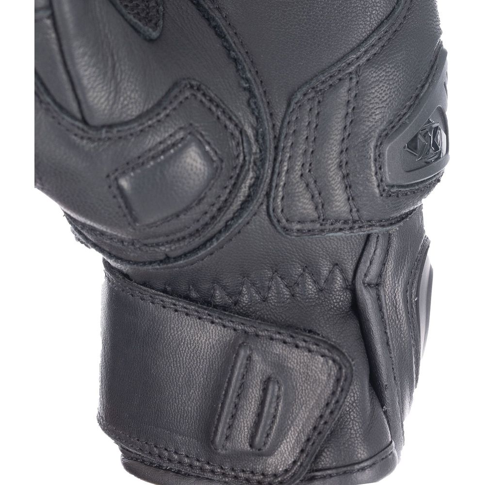 Oxford Cypher 1.0 Short Leather Gloves Stealth Black - FREE UK Shipping, FREE 365 Day Returns | Moto Central