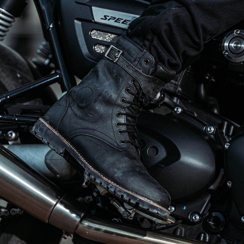 Spada Pilgrim Grande Waterproof CE Boots Distressed Black - FREE UK Shipping, FREE 365 Day Returns | Moto Central