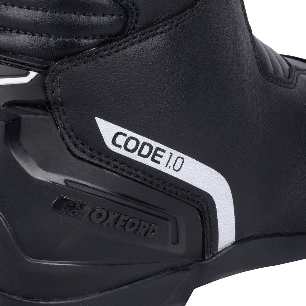 Oxford Code 1.0 Mid Dry2Dry Boots Black / White - FREE UK Shipping, FREE 365 Day Returns | Moto Central