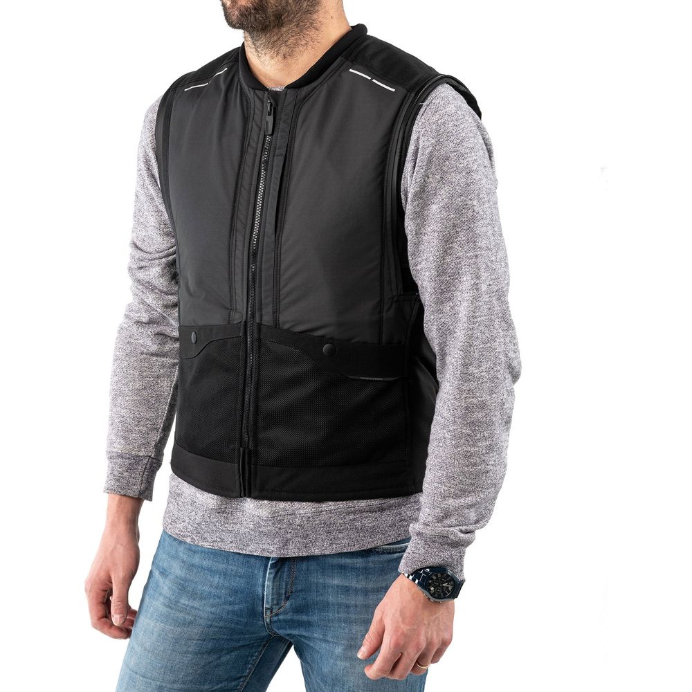 Tucano Urbano Airscud Vest Black - FREE UK Shipping, FREE 365 Day Returns | Moto Central