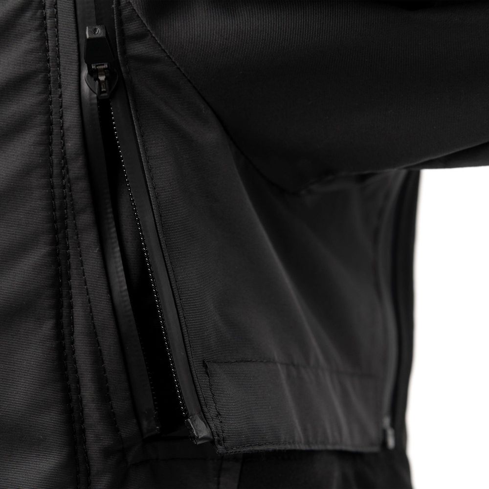 Tucano Urbano Airscud Jacket Black - FREE UK Shipping, FREE 365 Day Returns | Moto Central