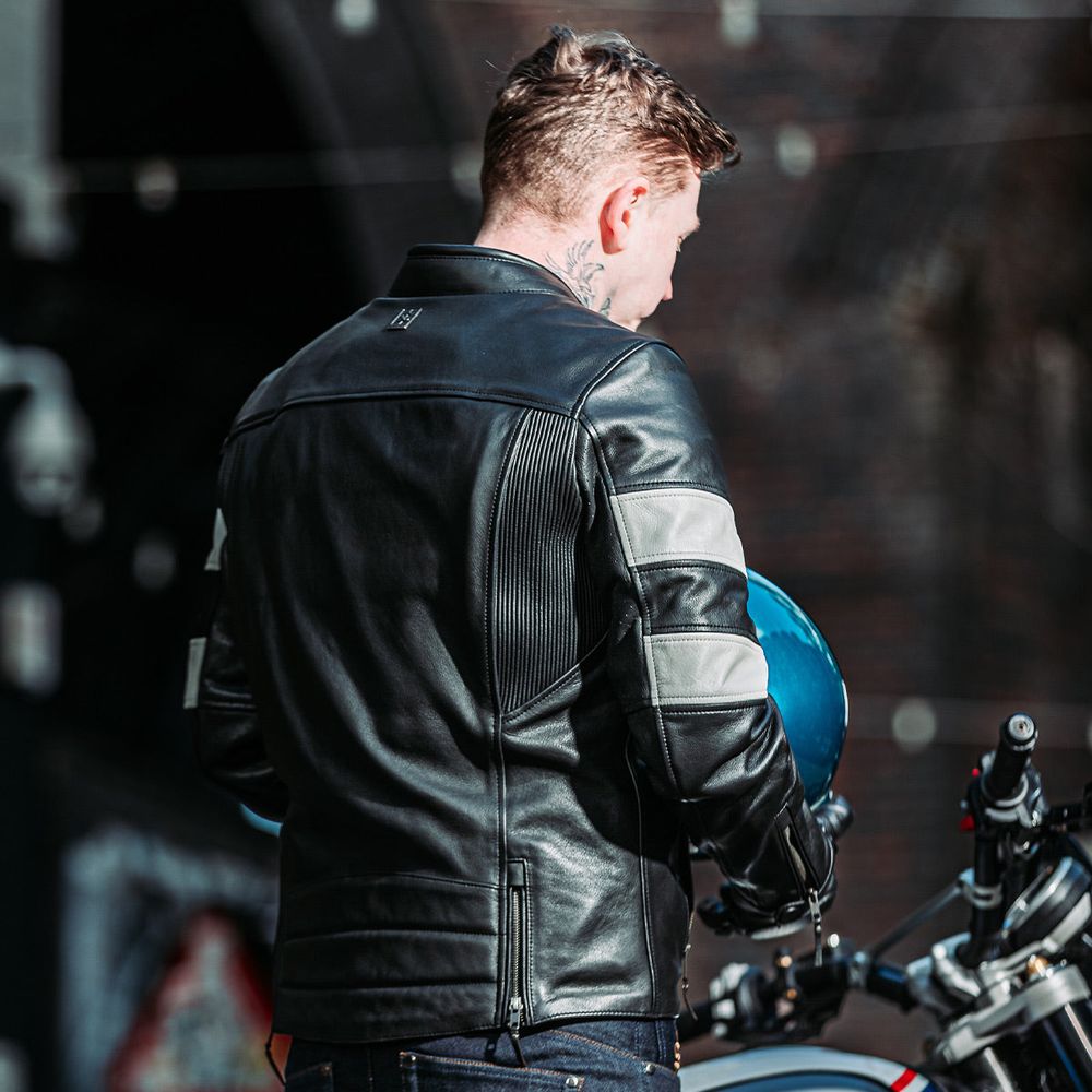 Spada Hanzo CE Leather Jacket Black / Ivory - FREE UK Shipping, FREE 365 Day Returns | Moto Central