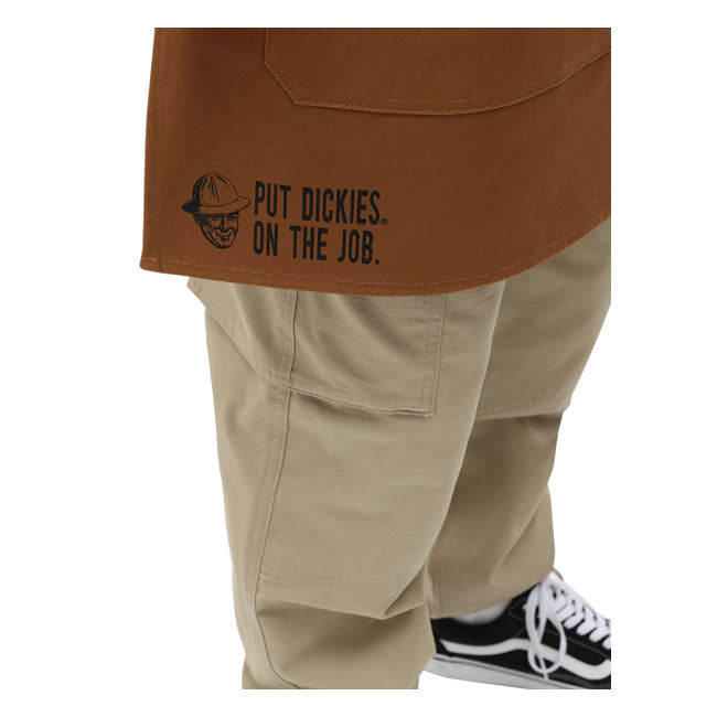 Dickies Bistro Apron Brown Duck - FREE UK Shipping, FREE 365 Day Returns | Moto Central