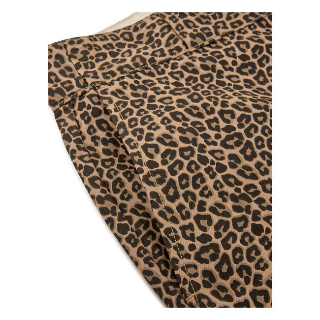 Dickies Silver Firs Shorts Leopard Print - FREE UK Shipping, FREE 365 Day Returns | Moto Central