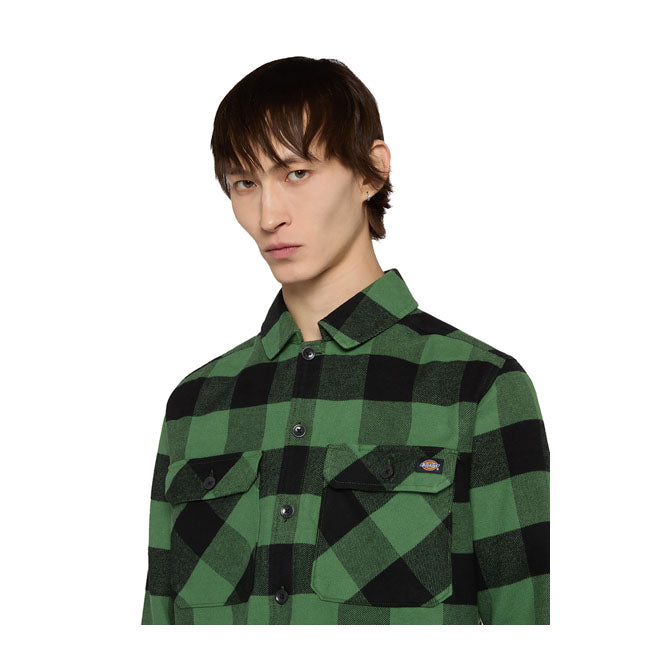 Dickies Sacramento Shirt Elm Green - FREE UK Shipping, FREE 365 Day Returns | Moto Central