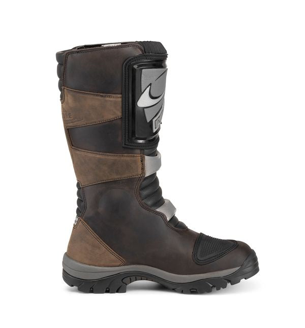 Forma Adventure Dry Boots Brown - FREE UK Shipping, FREE 365 Day Returns | Moto Central