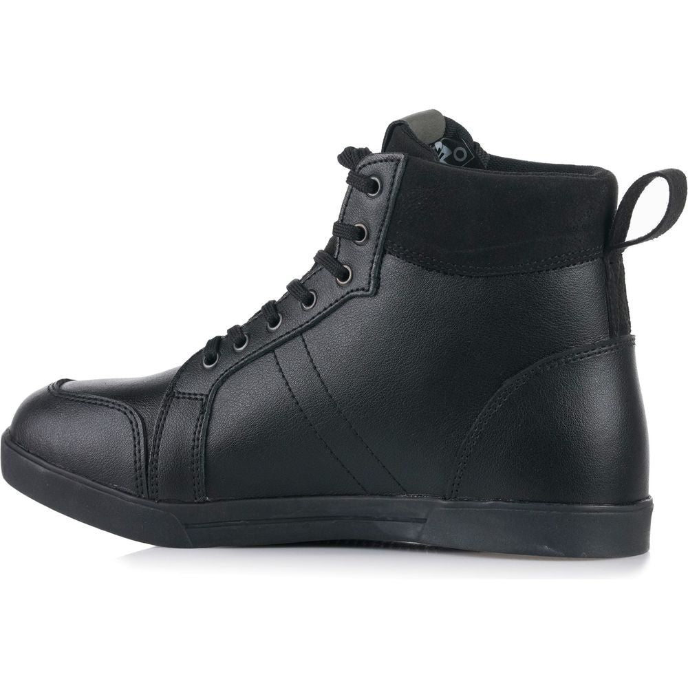 Bike It Sneeka Low-Cut Waterproof Leather Boots Black - FREE UK Shipping, FREE 365 Day Returns | Moto Central