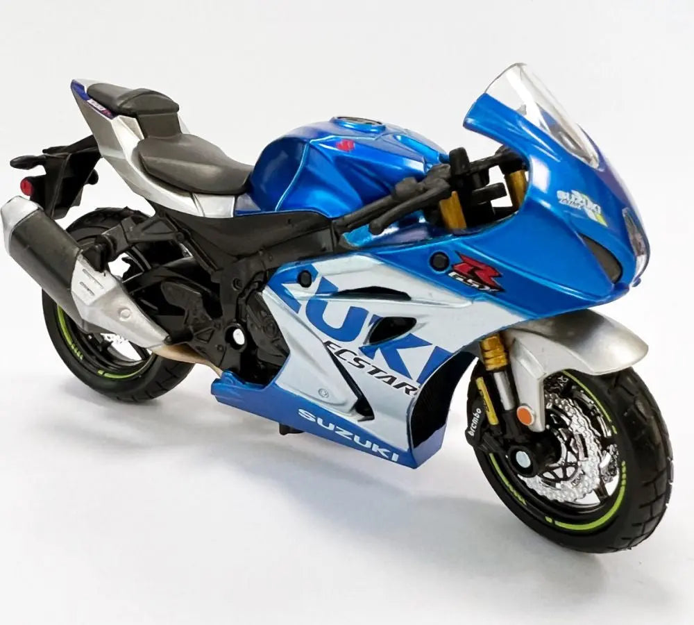 Bburago Suzuki GSX-R1000 R 2021 Silver / Blue - 1:18 Model - FREE UK Shipping, FREE 365 Day Returns | Moto Central