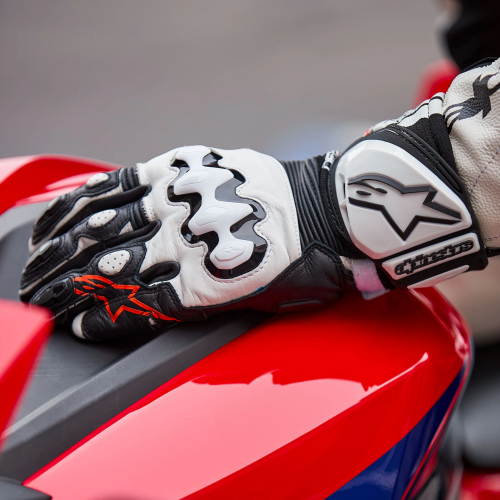 Alpinestars GP Pro R4 Leather Gloves Black / White - FREE UK Shipping, FREE 365 Day Returns | Moto Central