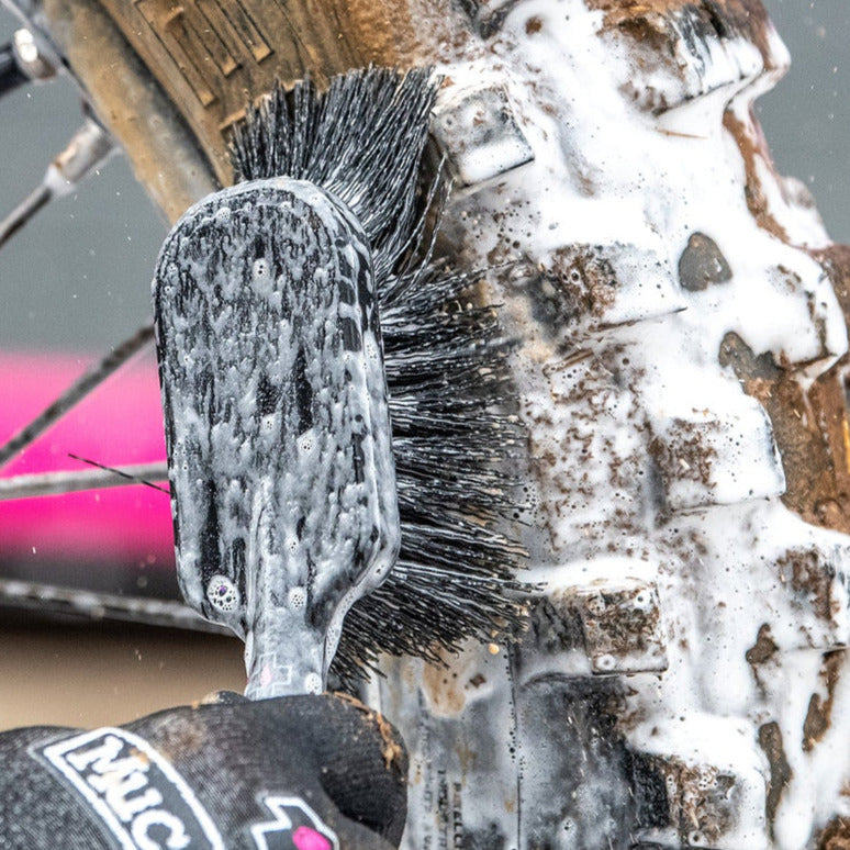 Muc-Off Tyre & Cassette Brush