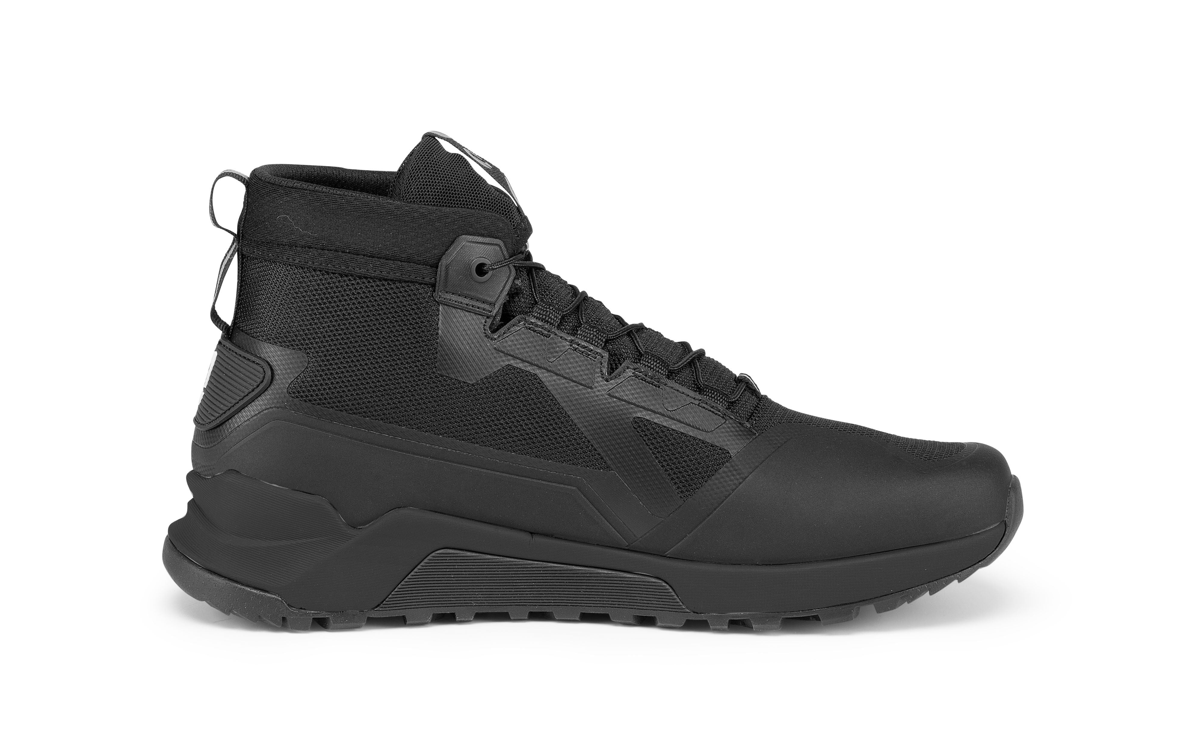 Forma Kumo Dry Short Boots Black - FREE UK Shipping, FREE 365 Day Returns | Moto Central