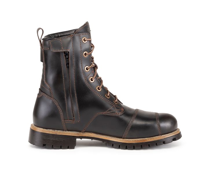 Forma Legacy Dry Short Boots Brown - FREE UK Shipping, FREE 365 Day Returns | Moto Central