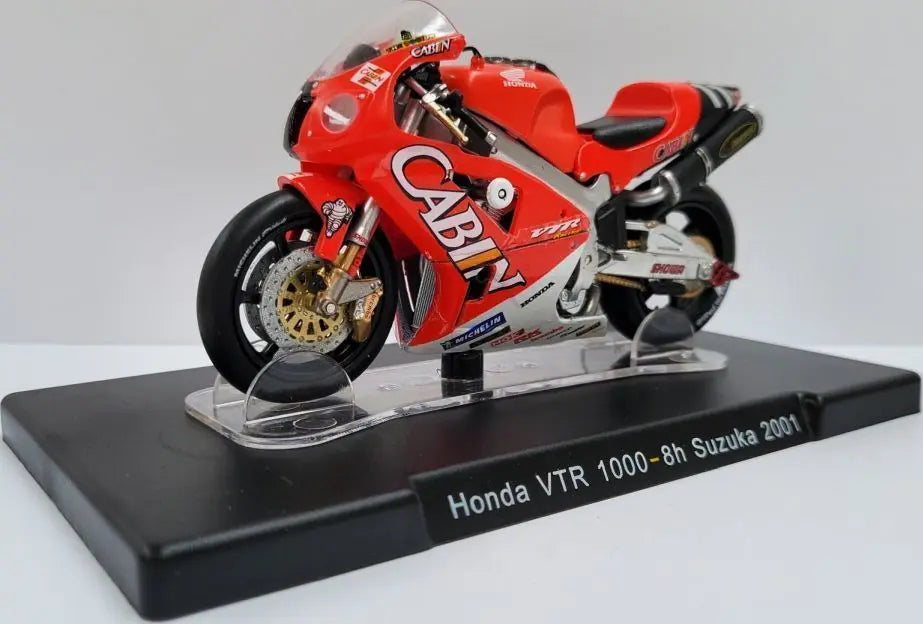 MAG Honda VTR 1000 2001 Rossi #11 Valentino Rossi Collection - 1:18 Model - FREE UK Shipping, FREE 365 Day Returns | Moto Central