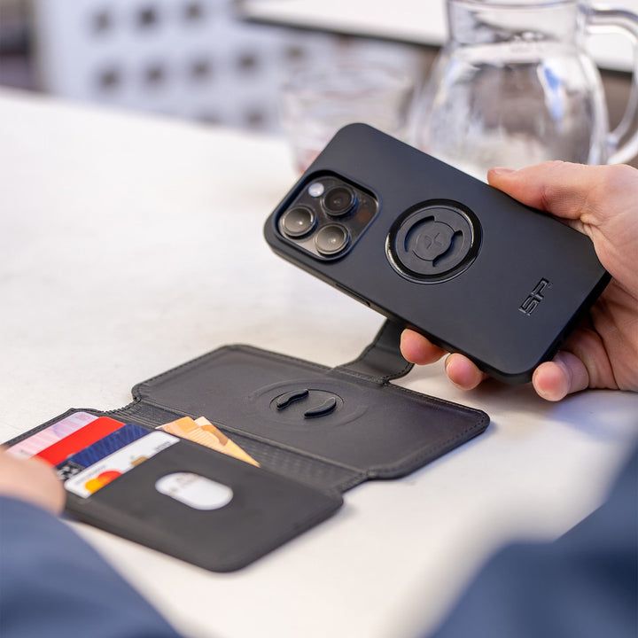 SP Connect Magnetic Flip Cover SPC+ XL SPC+ Black - FREE UK Shipping, FREE 365 Day Returns | Moto Central