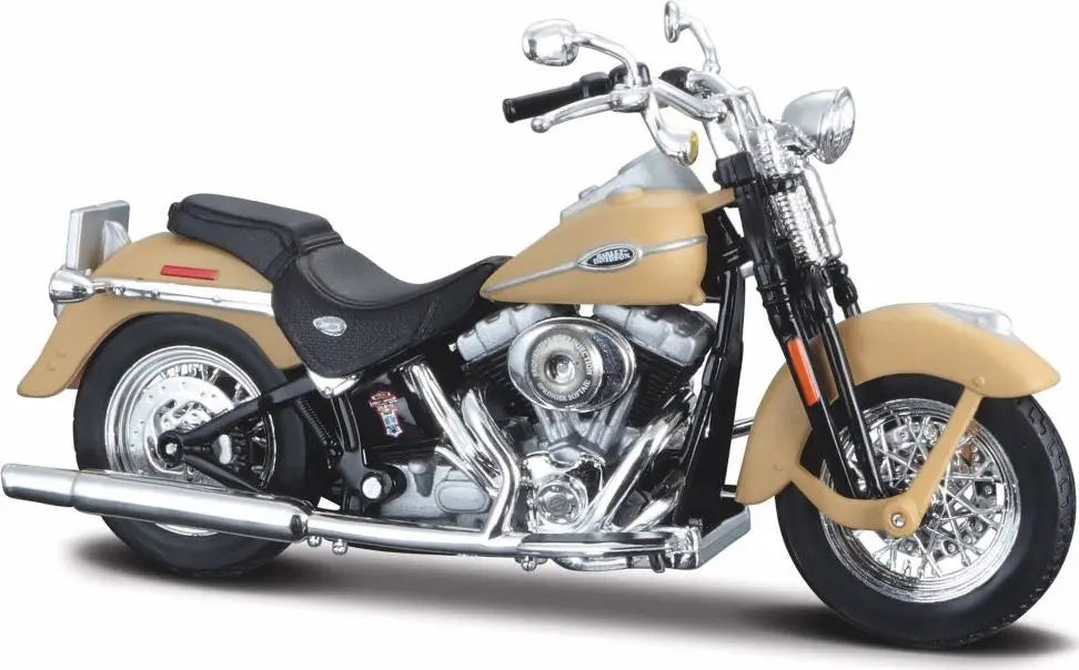 Maisto Harley Davidson 2005 FLHTCUI Ultra Classic Classic Electra Glide Beige - 1:18 Model - FREE UK Shipping, FREE 365 Day Returns | Moto Central