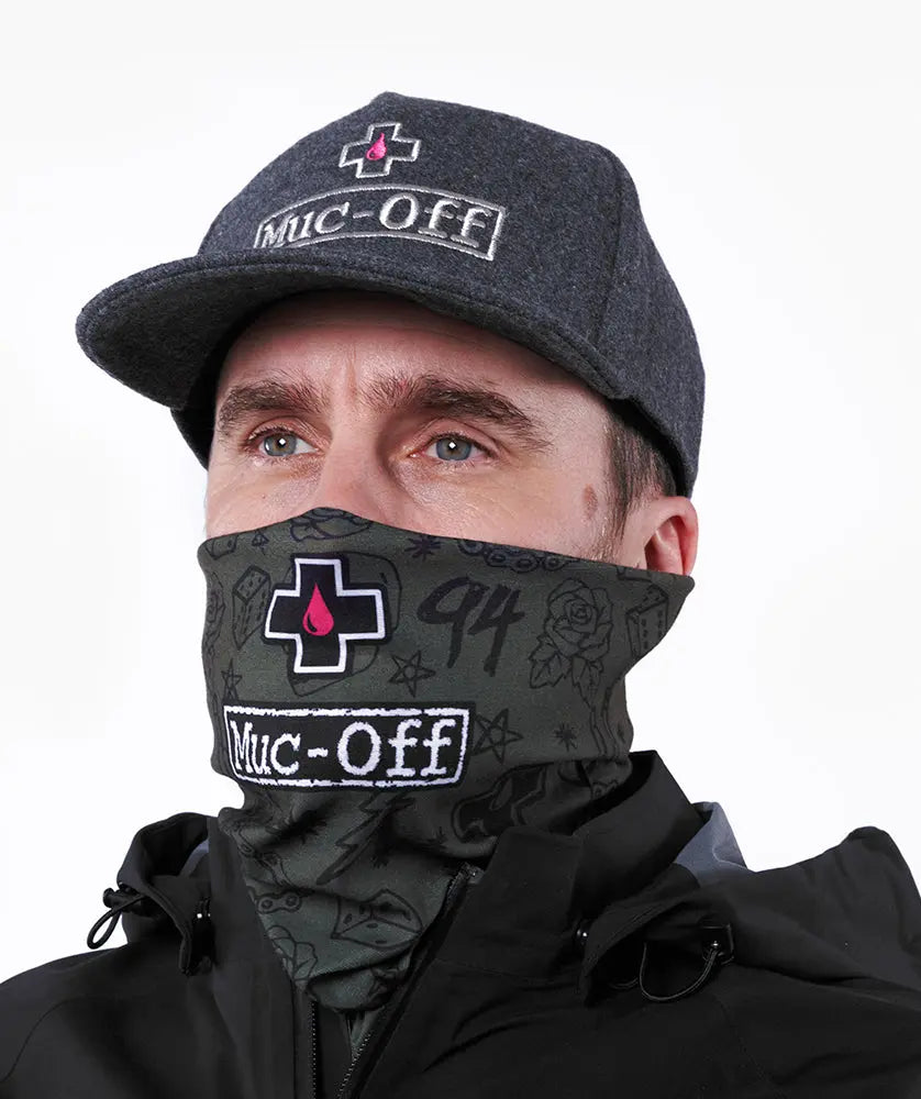 Muc-Off Lightweight Neck Gaiter Punk Green  - FREE UK Shipping, FREE 365 Day Returns | Moto Central