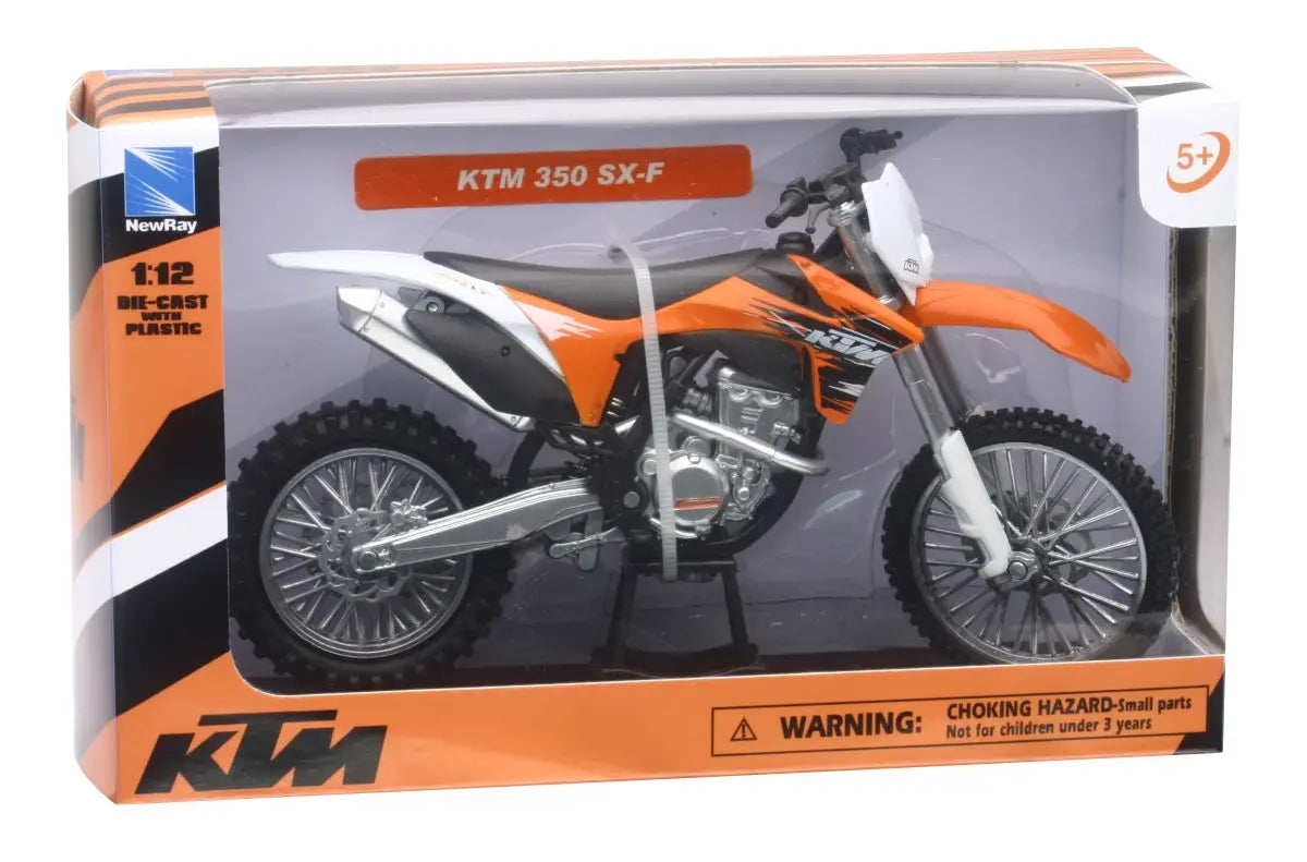 New-Ray Miniatuur Motor KTM SX 2011 - FREE UK Shipping, FREE 365 Day Returns | Moto Central