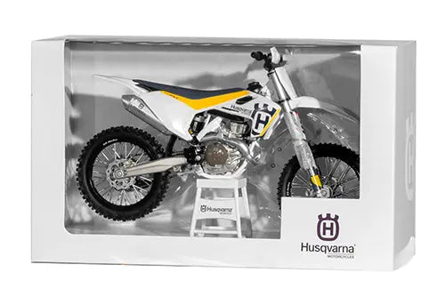 New-Ray Minimotor Husqvarna FC450/19 - FREE UK Shipping, FREE 365 Day Returns | Moto Central