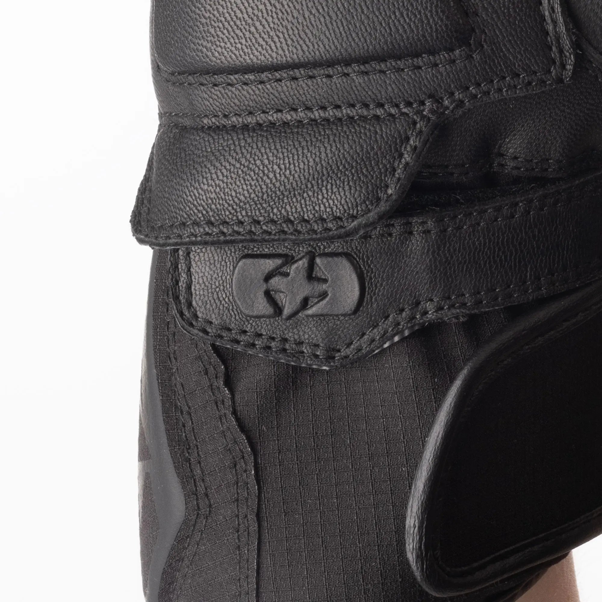 Oxford Vancouver 2.0 D2D Leather & Textile Gloves Black  - FREE UK Shipping, FREE 365 Day Returns | Moto Central