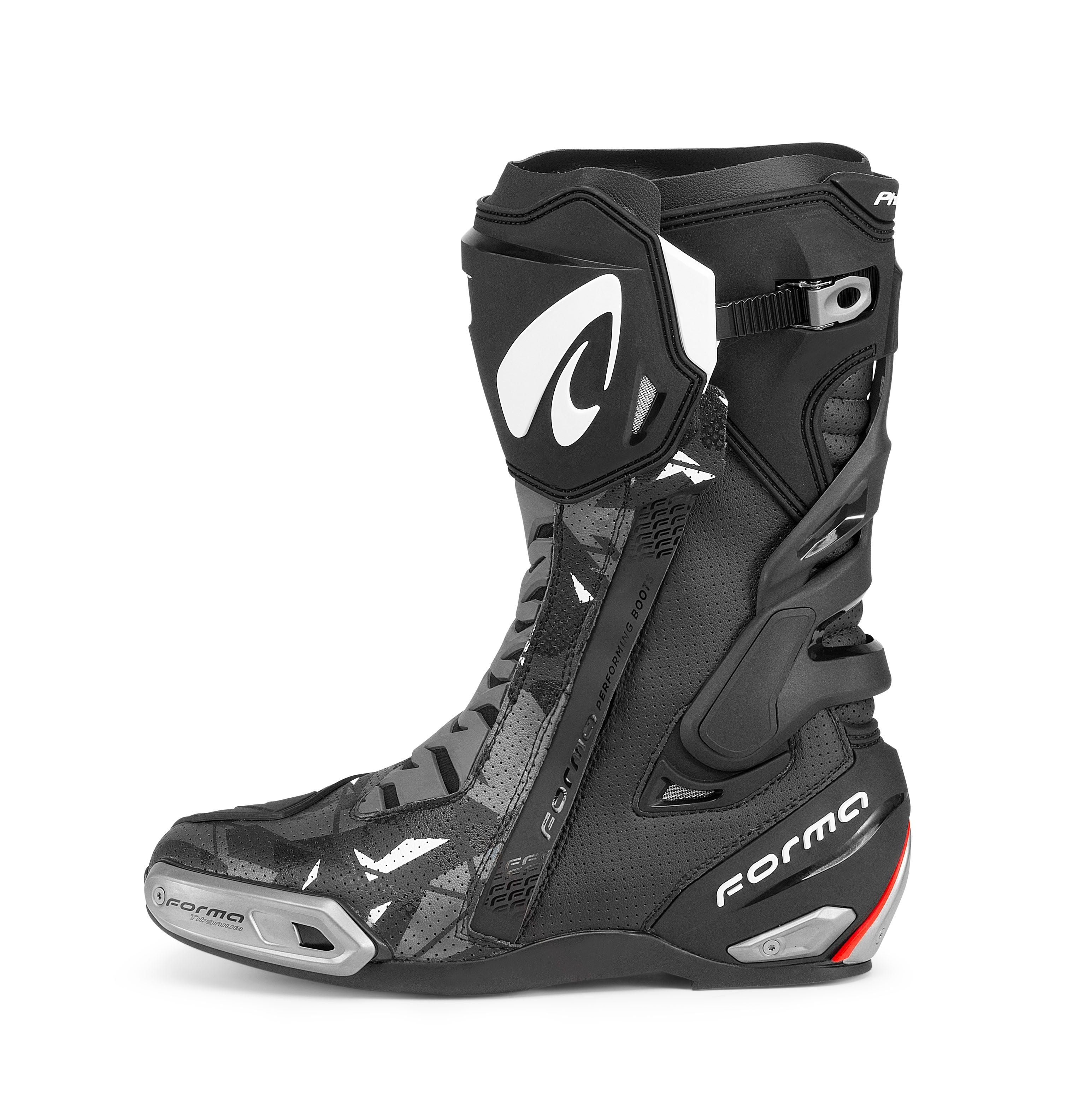 Forma Phantom Flow Racing Boots Black - FREE UK Shipping, FREE 365 Day Returns | Moto Central