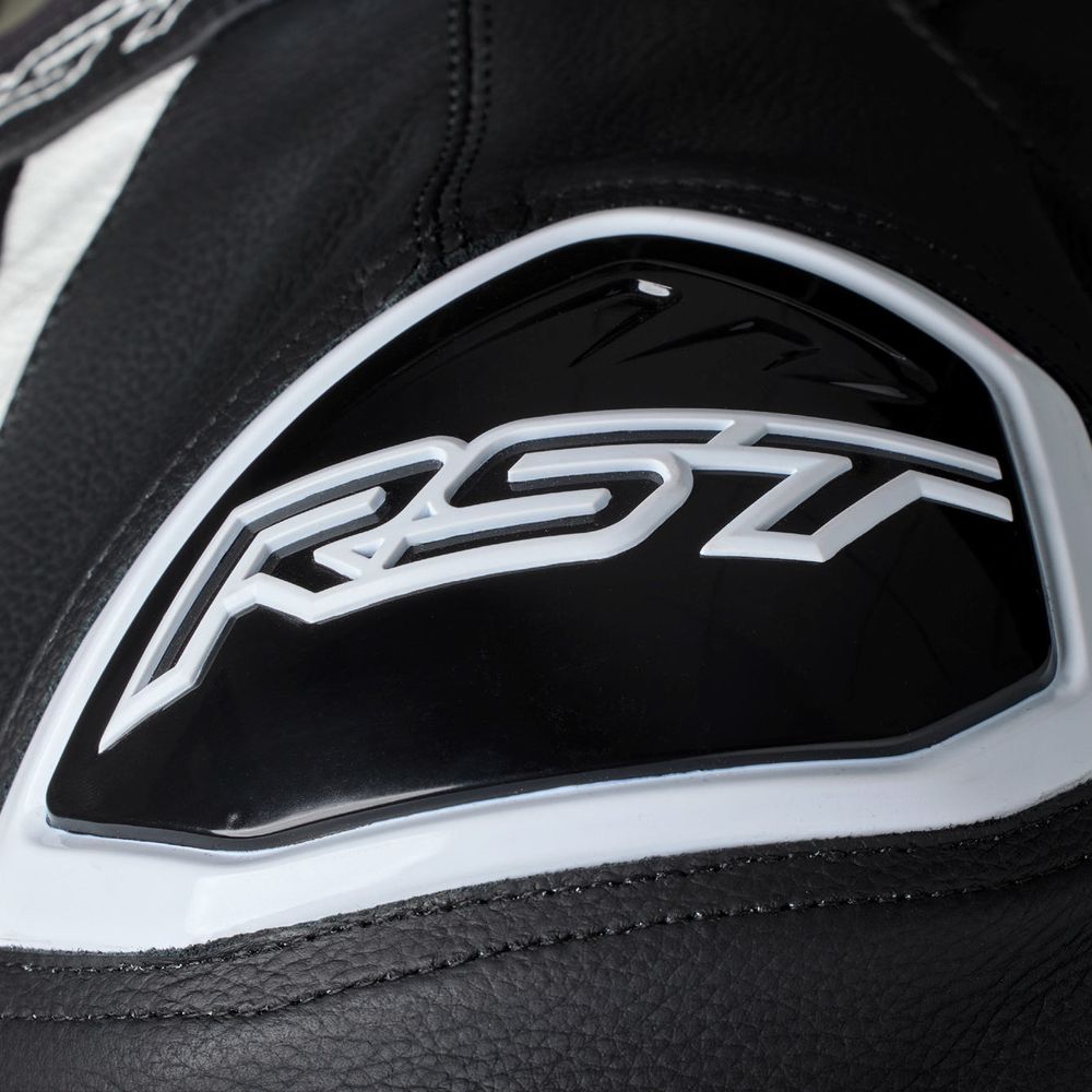 RST Tractech Evo 5 CE Leather Suit Black / White / Black - FREE UK Shipping, FREE 365 Day Returns | Moto Central