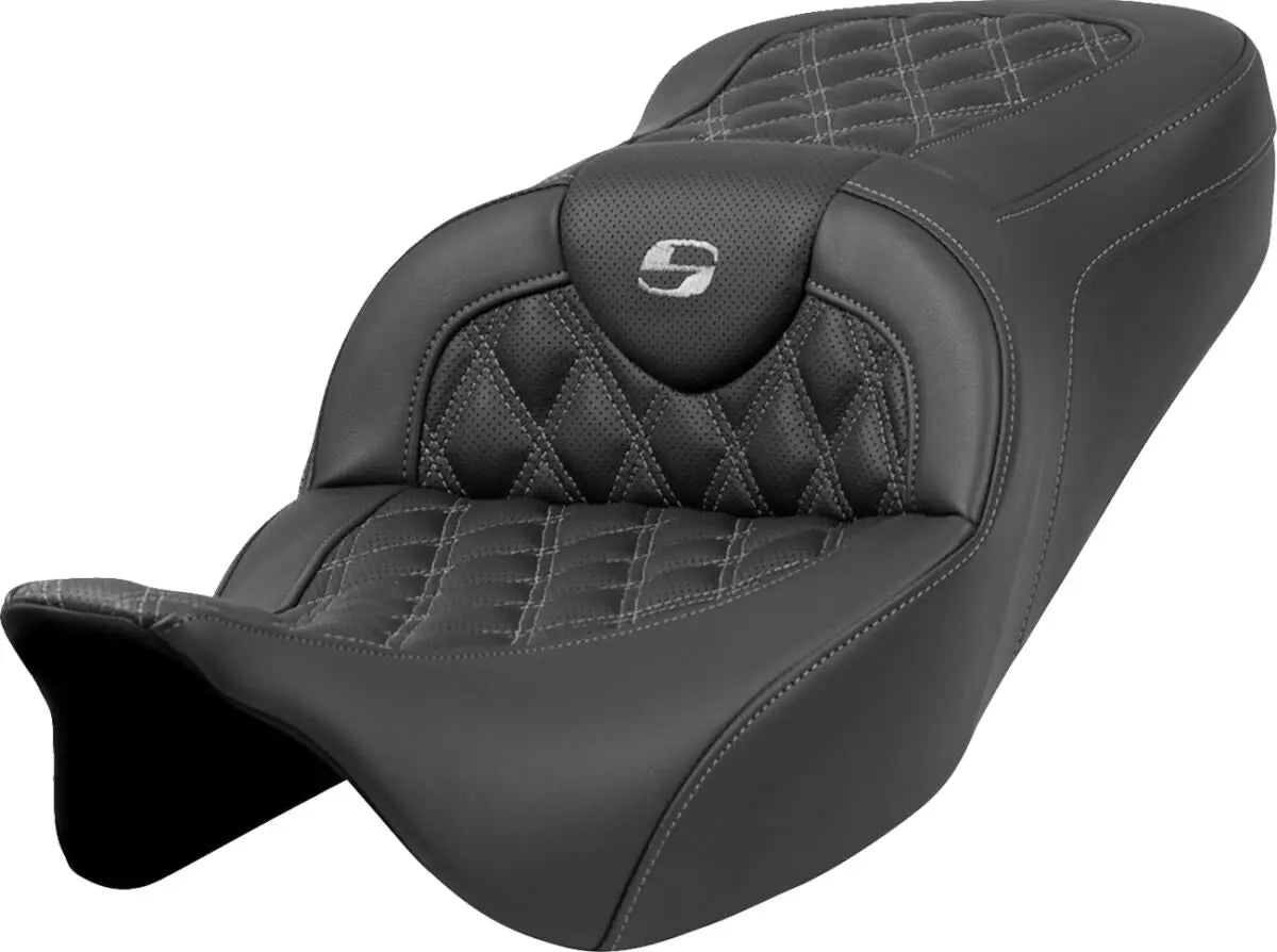 Saddlemen Roadsofa Lattice Stitch Grey Stitching Seat Black / Grey - FREE UK Shipping, FREE 365 Day Returns | Moto Central