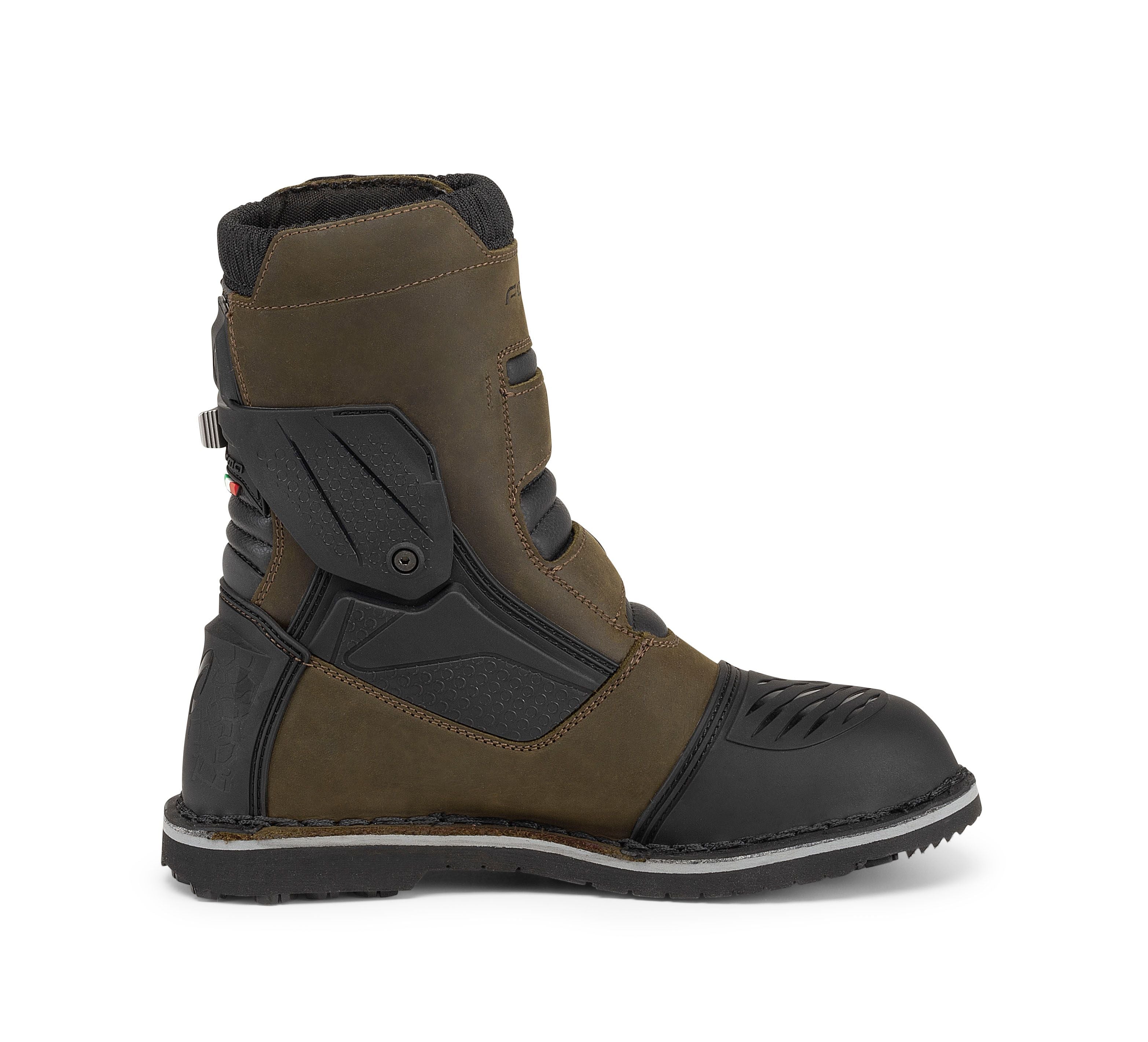 Forma Terra Evo Dry Low Adventure Boots Brown - FREE UK Shipping, FREE 365 Day Returns | Moto Central