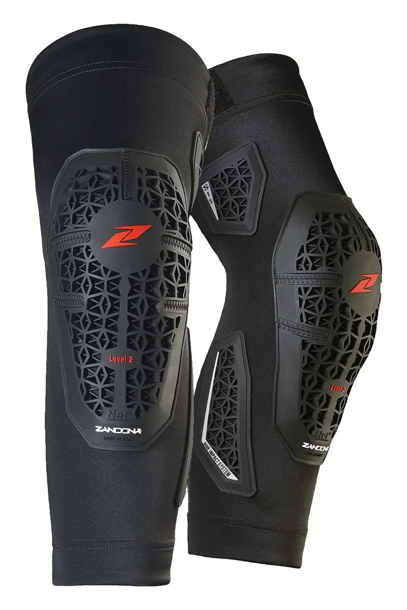 Zandona 3286 Netcube Pro-Fit Short Knee Guards Black - FREE UK Shipping, FREE 365 Day Returns | Moto Central