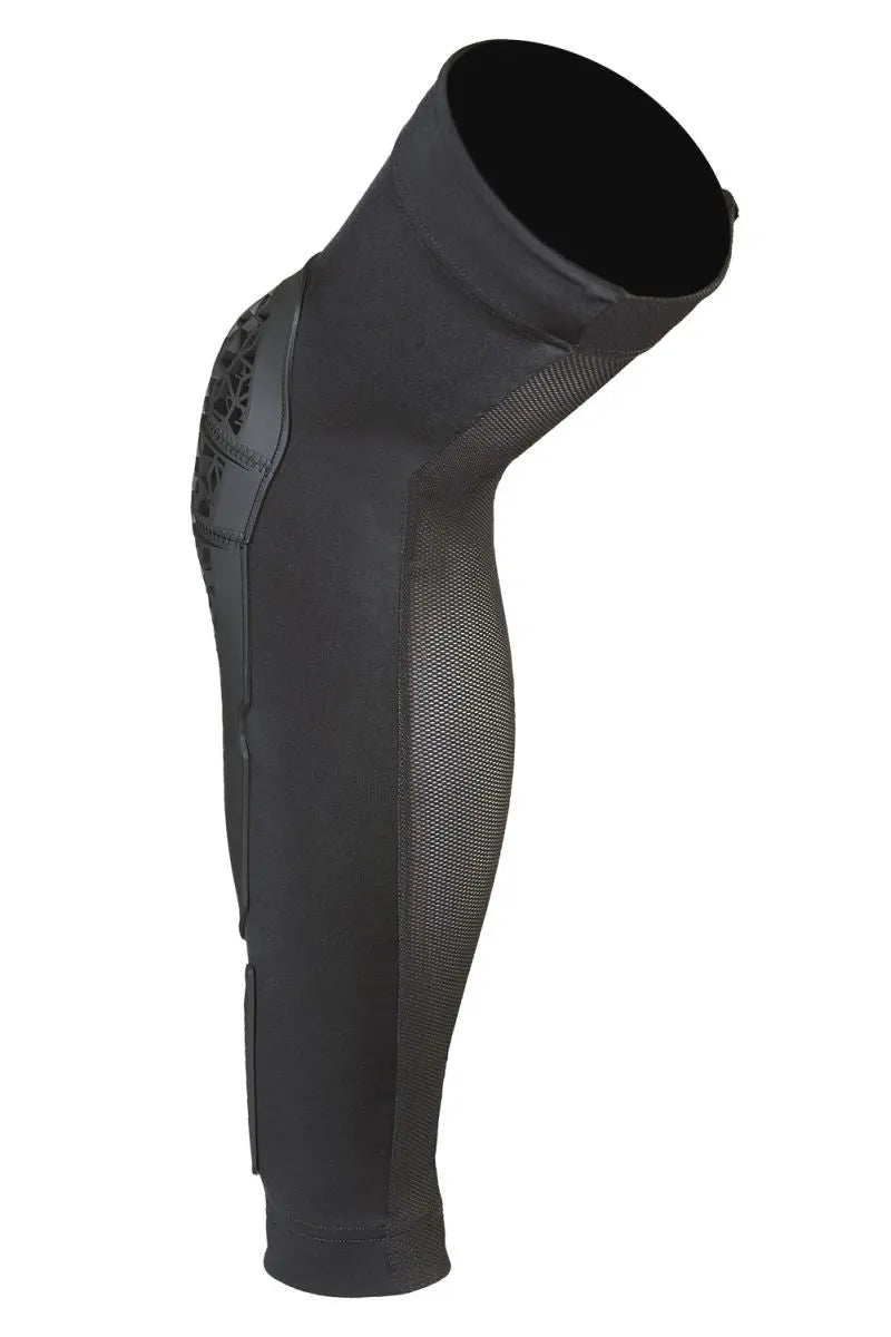 Zandona 3288 Netcube Pro-Fit Long Knee Guards Black - FREE UK Shipping, FREE 365 Day Returns | Moto Central