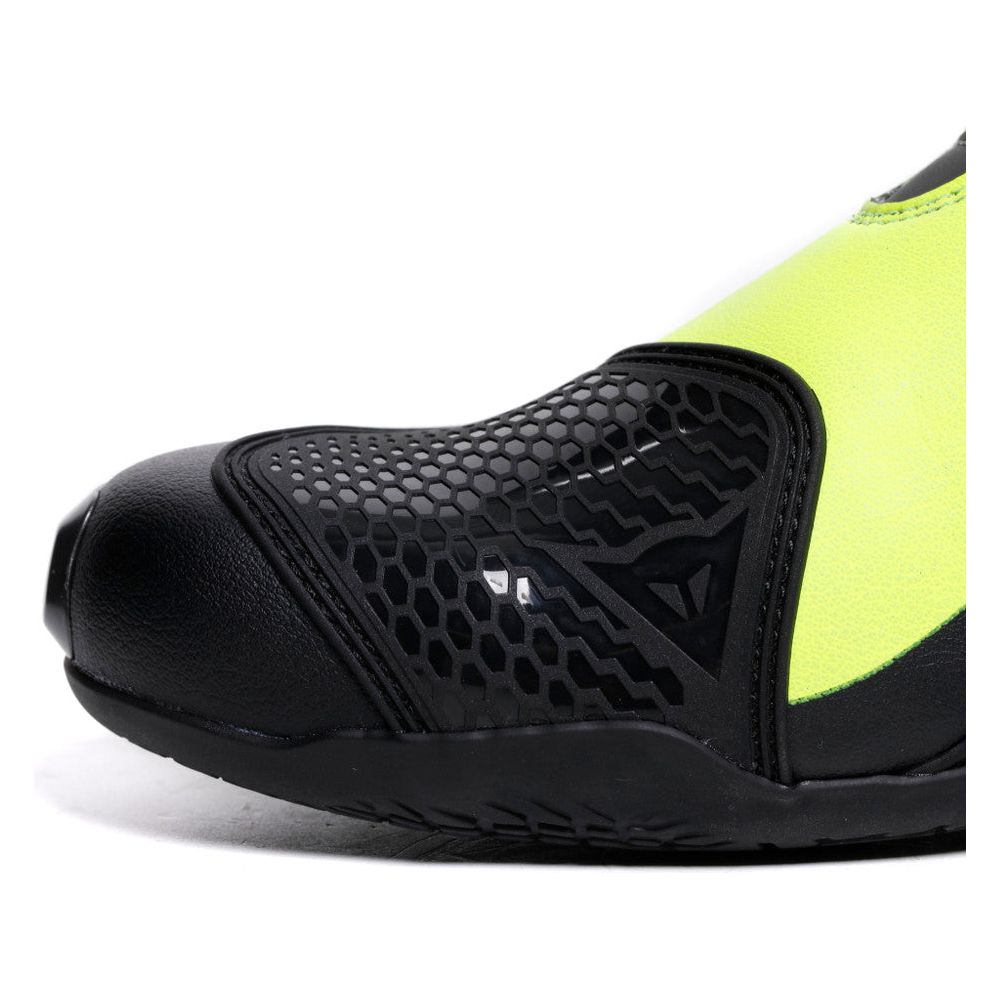 Dainese Axial 2 Boots Black / Fluo Yellow